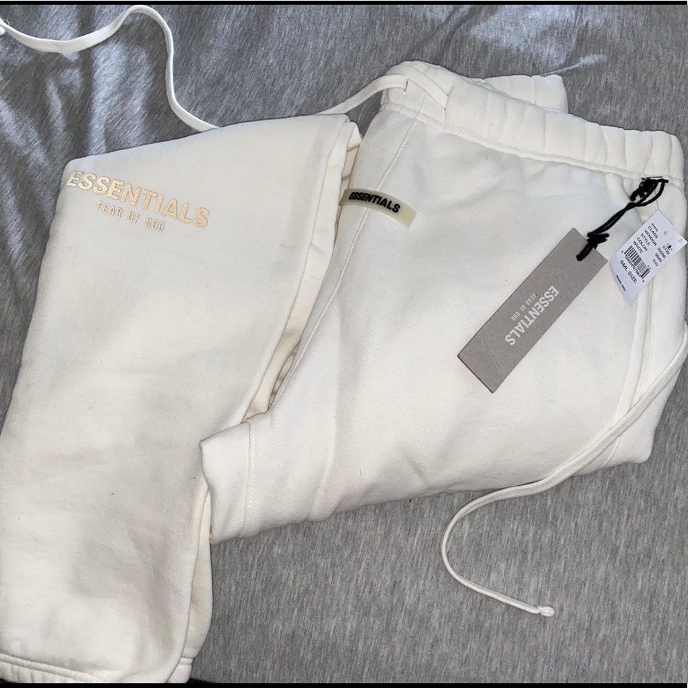 RARE Fear of God Essentials Sweatpants